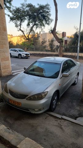 מודעת רכב טויוטה קאמרי