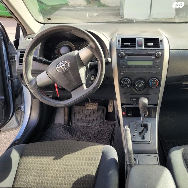 טויוטה קורולה