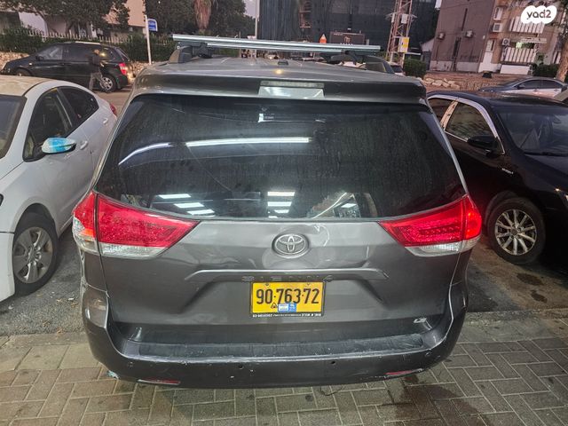 טויוטה סיינה