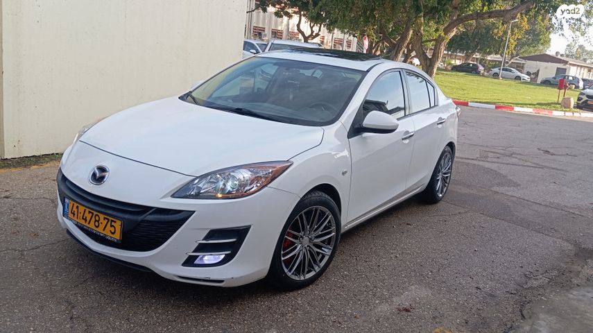 מודעת רכב מאזדה 3