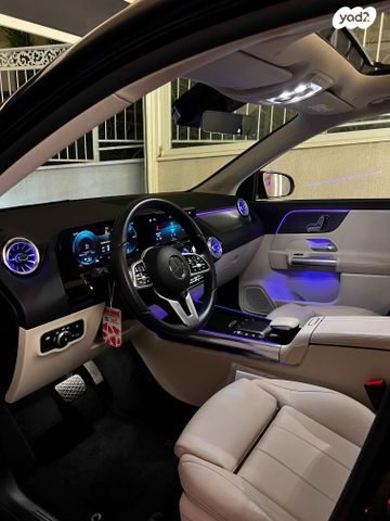 מרצדס-בנץ EQA