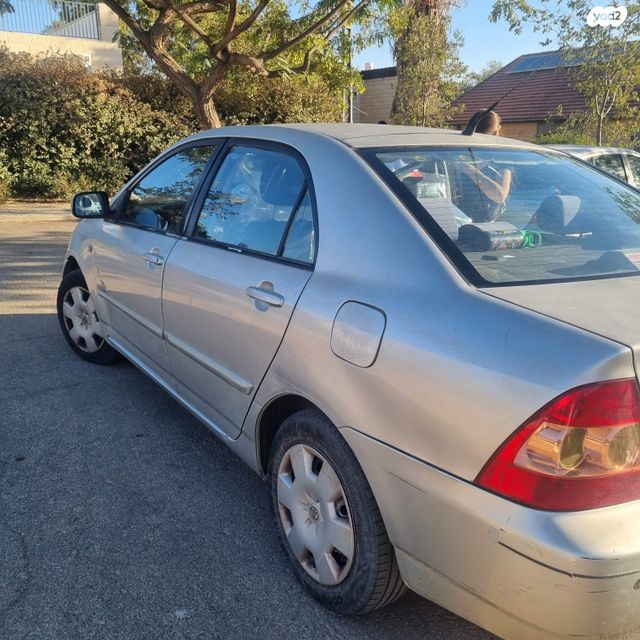 מודעת רכב טויוטה קורולה