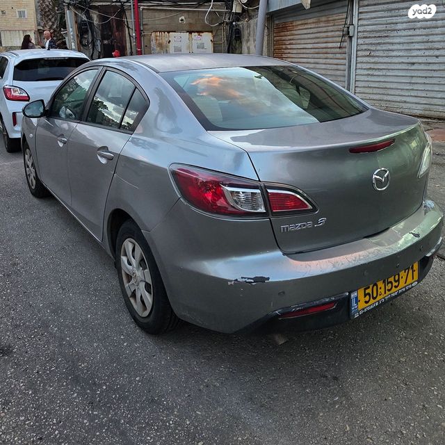 מאזדה 3