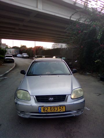 יונדאי אקסנט i25