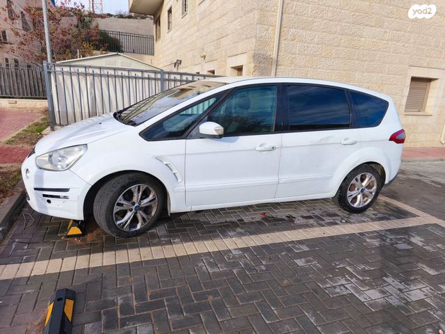 מודעת רכב פורד S-מקס