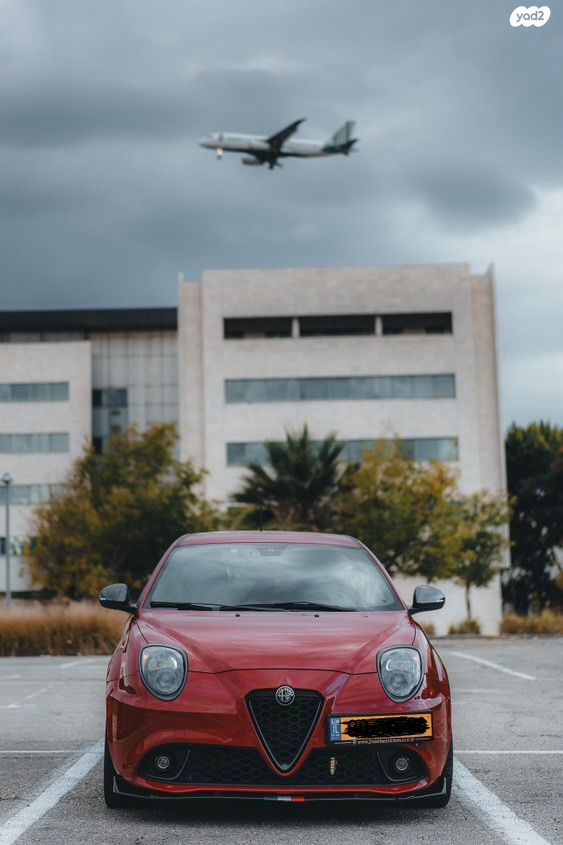 מודעת רכב אלפא רומיאו מיטו