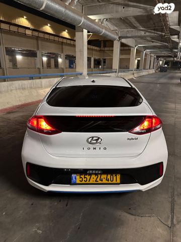 יונדאי איוניק