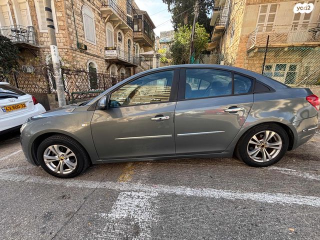 שברולט קרוז