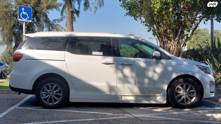 מודעת רכב קיה קרניבל