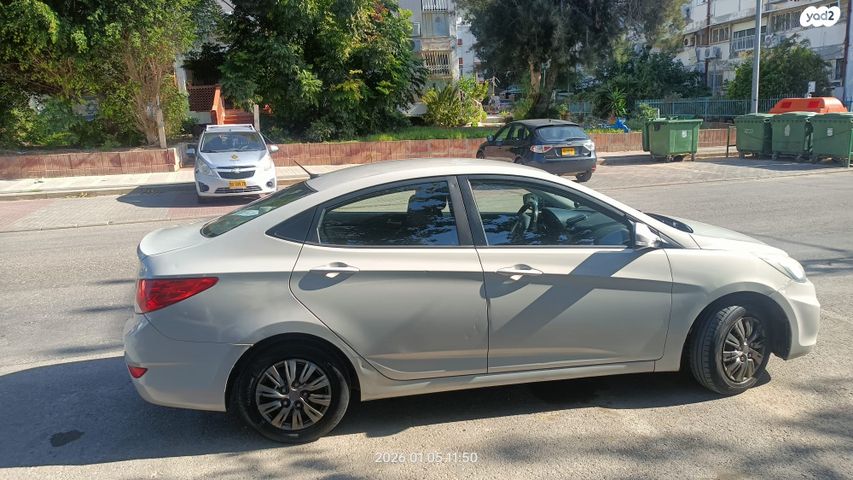 יונדאי אקסנט i25