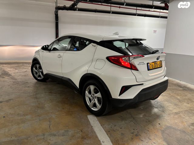 טויוטה C-HR