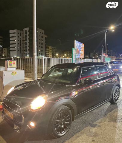 מודעת רכב מיני קופר