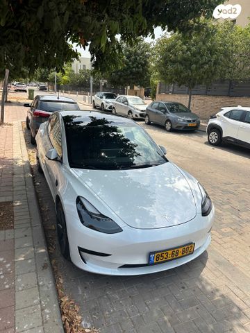 טסלה מודל 3