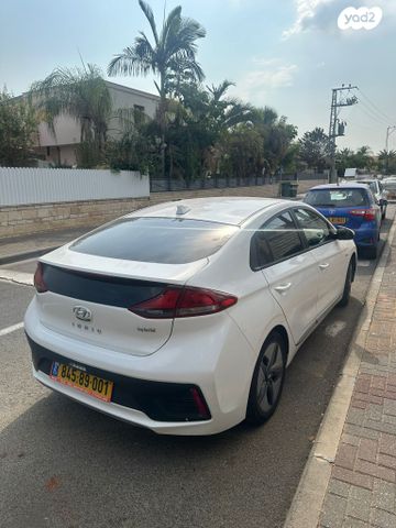 יונדאי איוניק