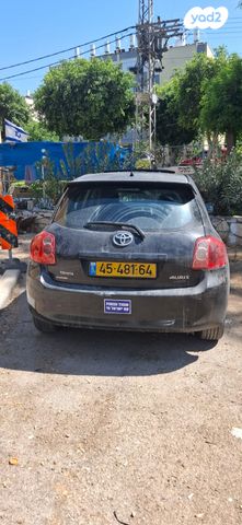 טויוטה אוריס