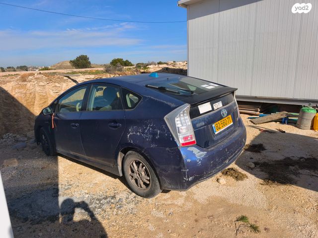 מודעת רכב טויוטה פריוס