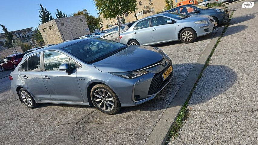 מודעת רכב טויוטה קורולה