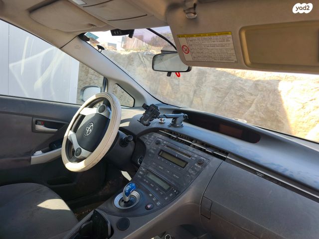 טויוטה פריוס