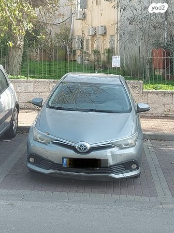 מודעת רכב טויוטה אוריס