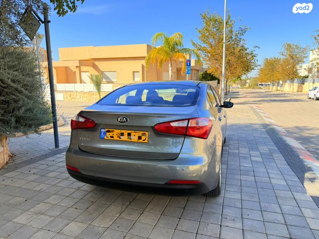 מודעת רכב קיה פורטה 