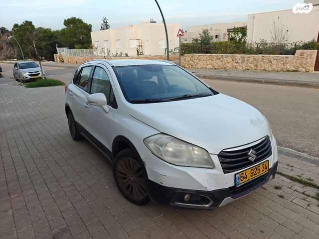 מודעת רכב סוזוקי קרוסאובר