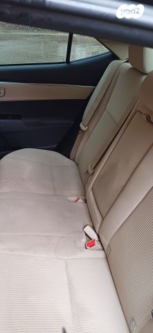 טויוטה קורולה