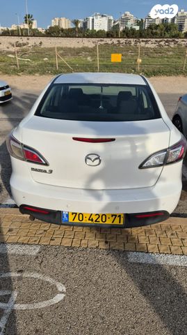 מאזדה 3