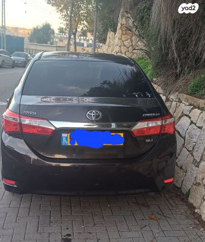 מודעת רכב טויוטה קורולה