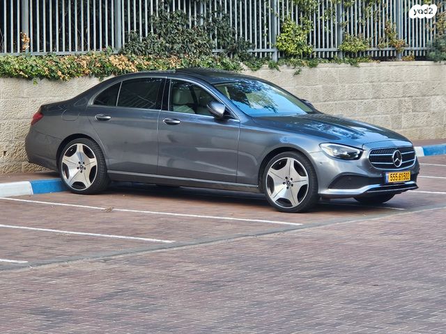 מודעת רכב מרצדס-בנץ E-class