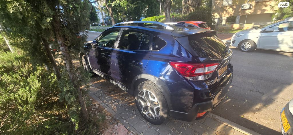 מודעת רכב סובארו XV