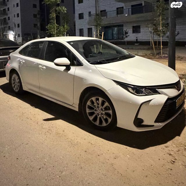 מודעת רכב טויוטה קורולה
