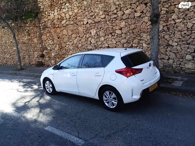 מודעת רכב טויוטה אוריס