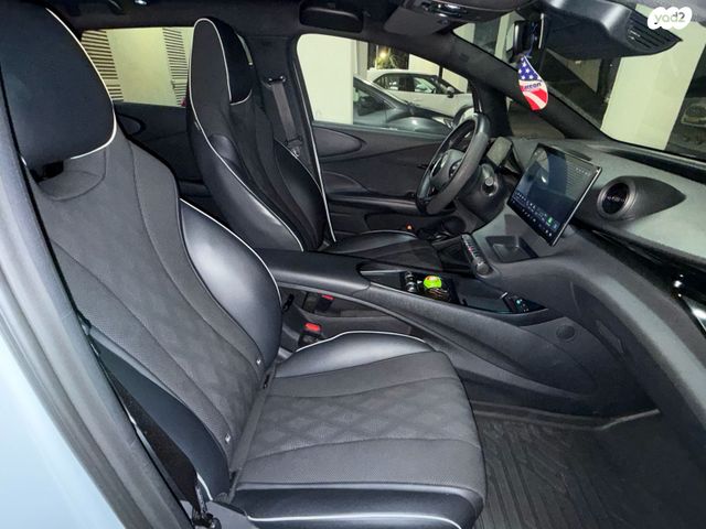 בי.ווי.די דולפין