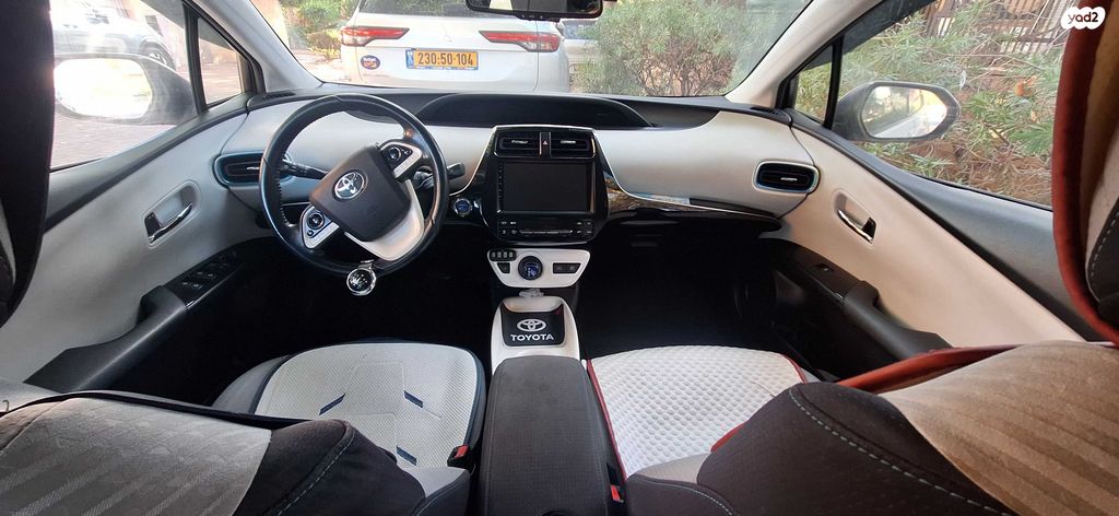 מודעת רכב טויוטה פריוס