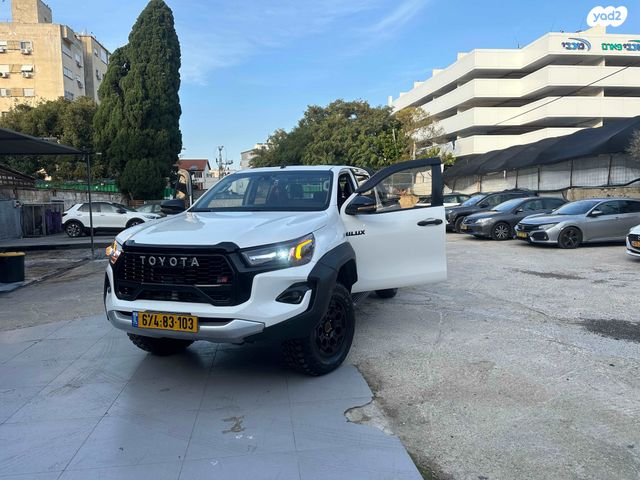 טויוטה היילקס