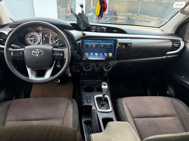 טויוטה היילקס