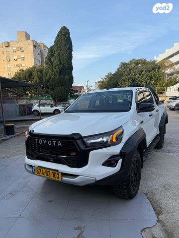 טויוטה היילקס