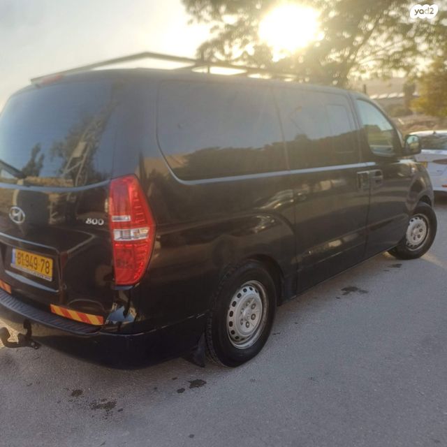 יונדאי H-1 / i800