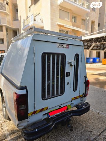 איסוזו די-מקס