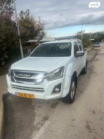 מודעת רכב איסוזו די-מקס