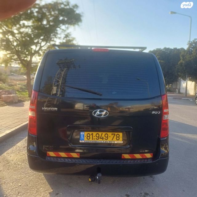 יונדאי H-1 / i800