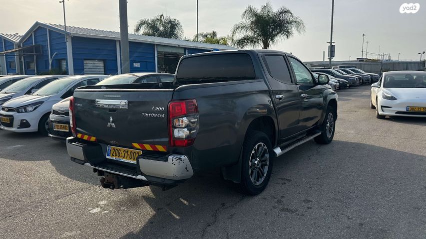 מיצובישי טרייטון / L200