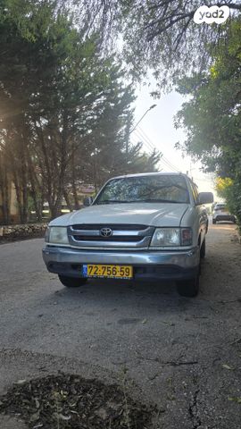 מודעת רכב טויוטה היילקס