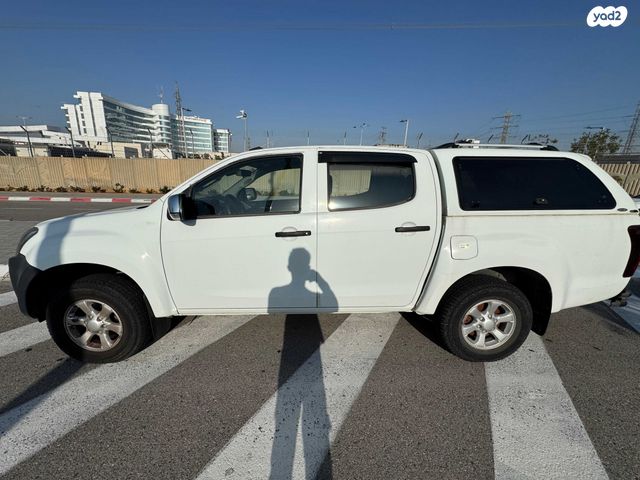 מודעת רכב איסוזו די-מקס