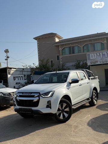 איסוזו די-מקס