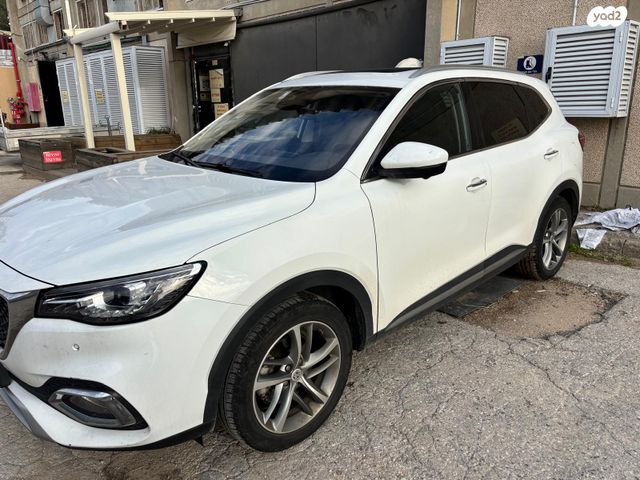 מודעת רכב אם ג'י EHS PHEV