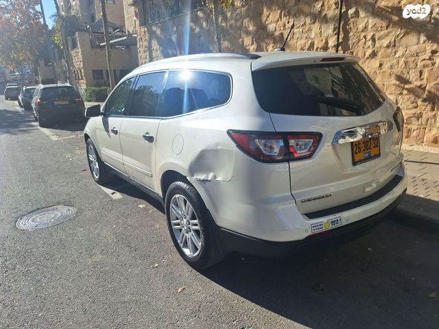 שברולט טראוורס