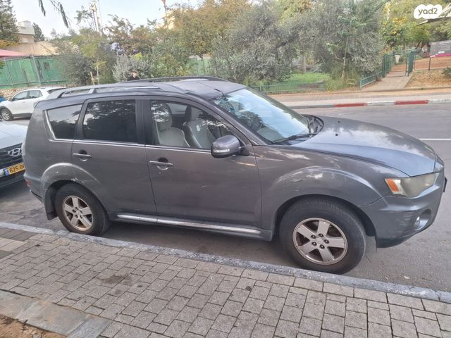 מודעת רכב מיצובישי אאוטלנדר