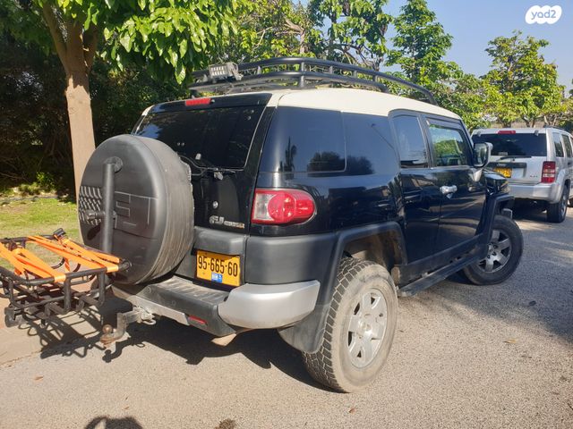 טויוטה FJ קרוזר