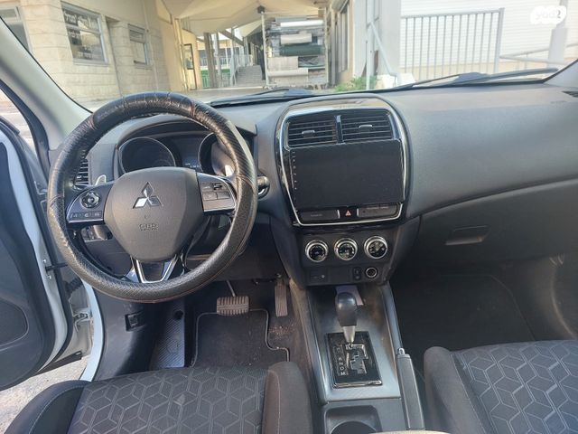 מיצובישי ASX